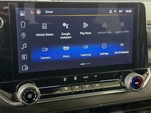 Used 2024 Chevrolet Colorado W/T image 13