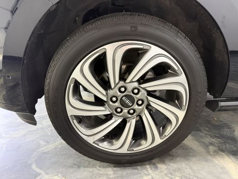 Used 2023 Lincoln Navigator L Reserve w/ Equipment Group 201A AWD/4WD image 31