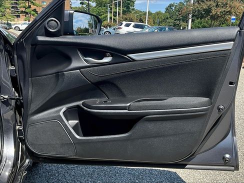 Used 2018 Honda Civic EX-T image 19