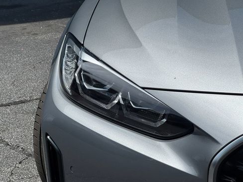 Used 2023 BMW i4 eDrive35 w/ Premium Package RWD image 3