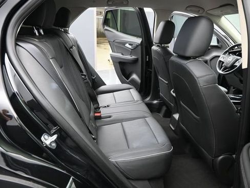 Used 2023 Buick Envision Essence AWD/4WD image 15