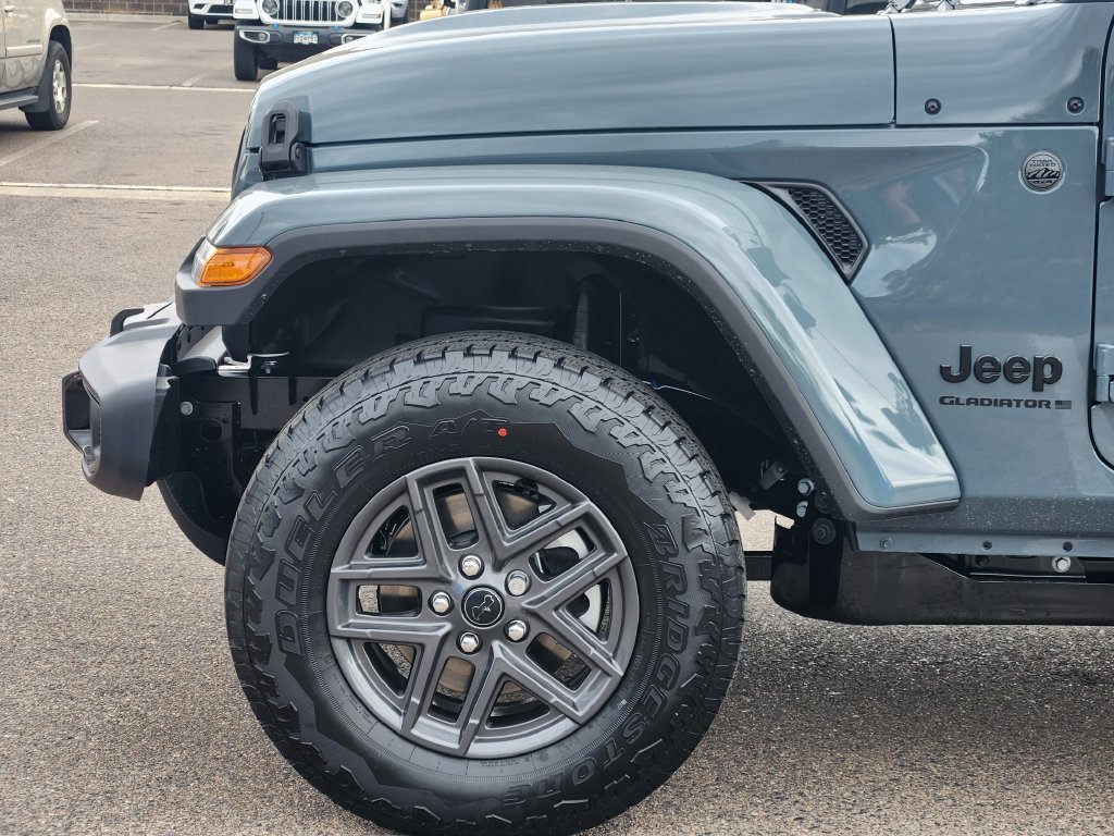 New 2026 Jeep Gladiator Sport AWD/4WD image 8