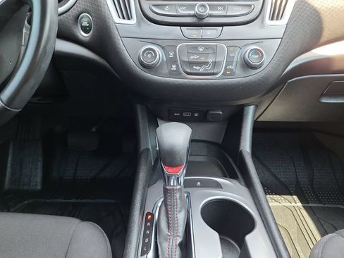 Used 2023 Chevrolet Malibu RS w/ LPO, Floor Liner Package FWD image 11