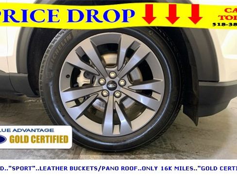 Certified 2023 Ford Explorer XLT w/ Equipment Group 202A image 10