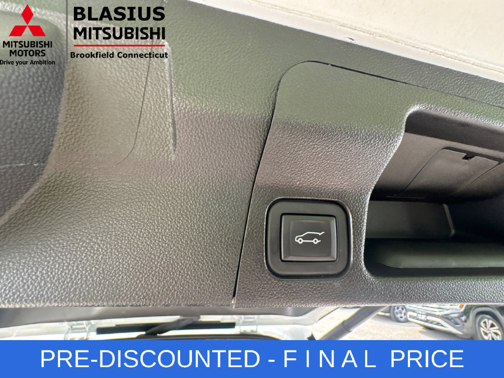 Used 2023 GMC Acadia SLE w/ Driver Convenience Package AWD/4WD image 58