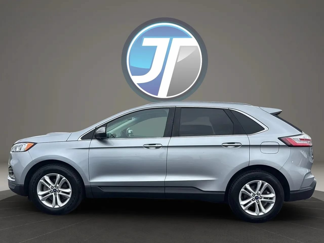 Used 2020 Ford Edge SEL FWD image 15