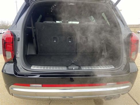 Used 2025 Hyundai Palisade Calligraphy image 8