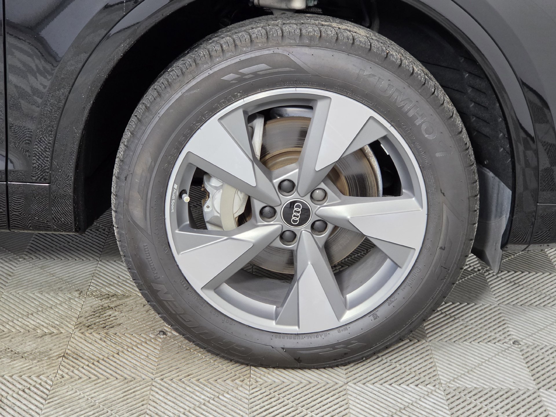 Used 2024 Audi Q5 Premium AWD/4WD image 10