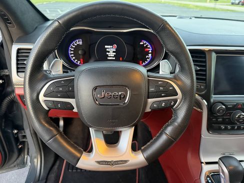 Used 2018 Jeep Grand Cherokee Trackhawk AWD/4WD image 37