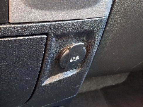 Used 2018 RAM 1500 Express image 24