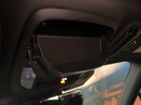 Certified 2025 Subaru Forester Limited w/ Popular Package #2 image 50