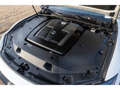 Used 2021 Lexus LS 500 F Sport image 28