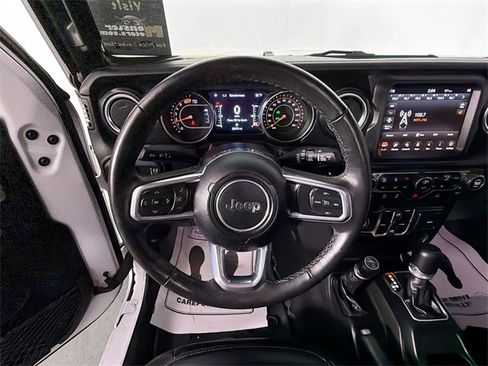 Used 2023 Jeep Wrangler Sahara image 11