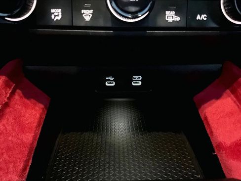 Used 2025 Honda Accord SE image 27