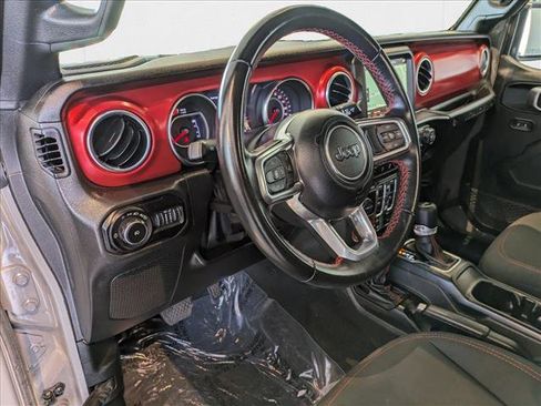Used 2022 Jeep Wrangler Unlimited Rubicon image 10