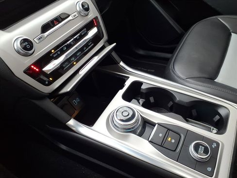 Certified 2023 Ford Explorer XLT w/ Equipment Group 202A image 16