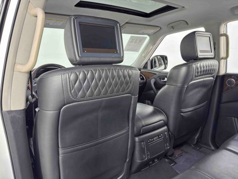 Used 2018 INFINITI QX80 4WD w/ Deluxe Technology Package image 39