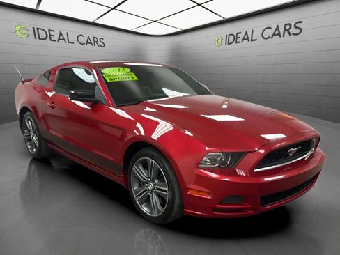 Used 2013 Ford Mustang Coupe w/ V6 Performance Pkg RWD image 3