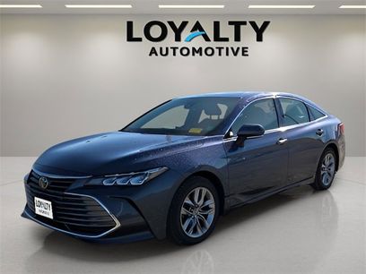 Used 2021 Toyota Avalon XLE w/ Moonroof Package