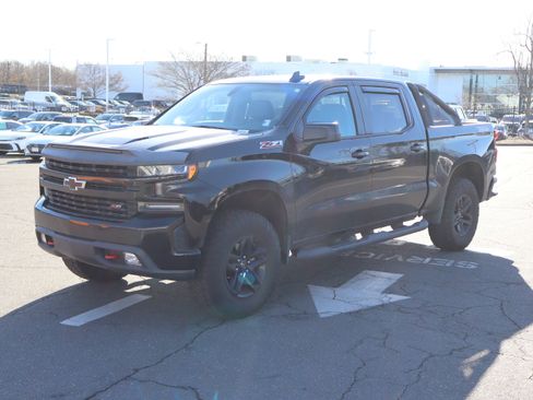 Used 2020 Chevrolet Silverado 1500 LT Trail Boss w/ Midnight Edition image 16