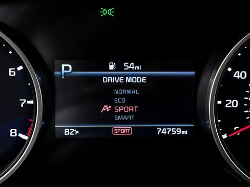 Used 2022 Kia Carnival LX FWD image 8