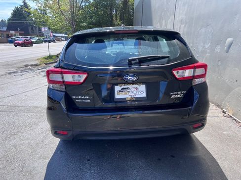 Used 2017 Subaru Impreza 2.0i AWD/4WD image 6