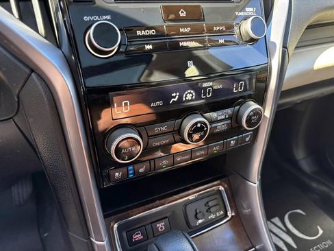 Used 2019 Subaru Ascent Touring w/ Popular Package #2A image 22