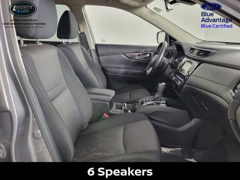 Used 2020 Nissan Rogue SV image 18