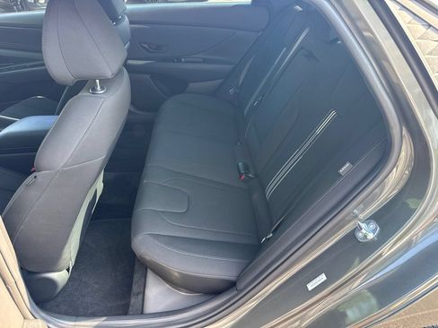 Used 2026 Hyundai Elantra SEL Sport Premium FWD image 19