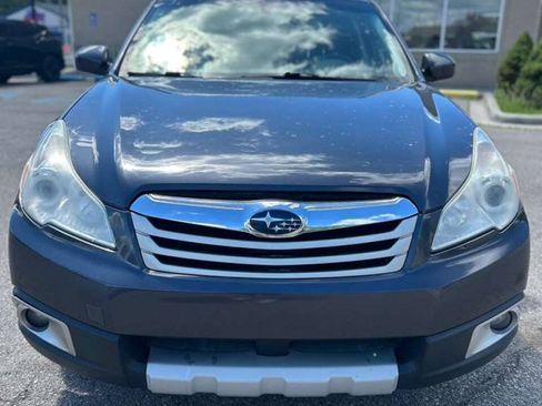 Used 2012 Subaru Outback 3.6R Limited AWD/4WD image 2