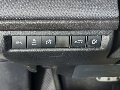 Used 2026 Toyota Camry SE FWD image 17