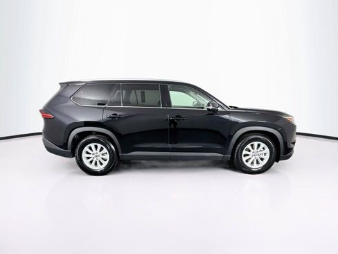 Certified 2025 Toyota Grand Highlander FWD image 11