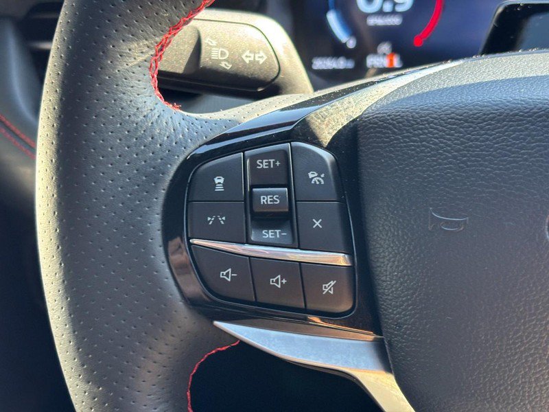 Used 2025 Ford Explorer ST-Line w/ Premium Package AWD/4WD image 18