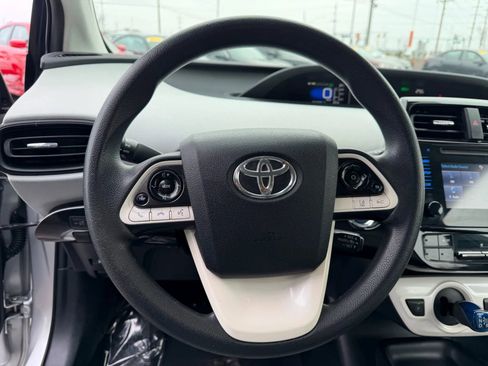 Used 2017 Toyota Prius Two image 38