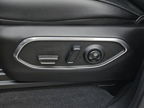 New 2026 Jeep Grand Wagoneer image 27