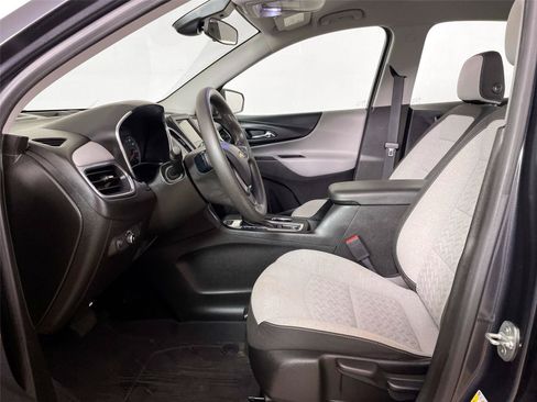 Used 2022 Chevrolet Equinox LS AWD/4WD image 5