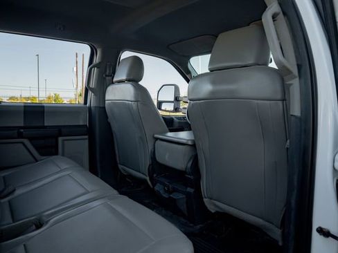 Used 2018 Ford F250 XL w/ Power Equipment Group image 37