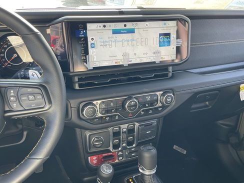 New 2025 Jeep Wrangler Unlimited Rubicon 392 image 26