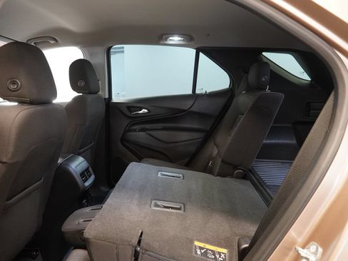 Used 2019 Chevrolet Equinox LT FWD image 28