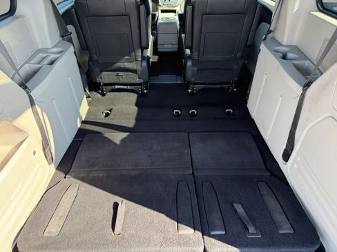 Used 2019 Dodge Grand Caravan SXT FWD image 40