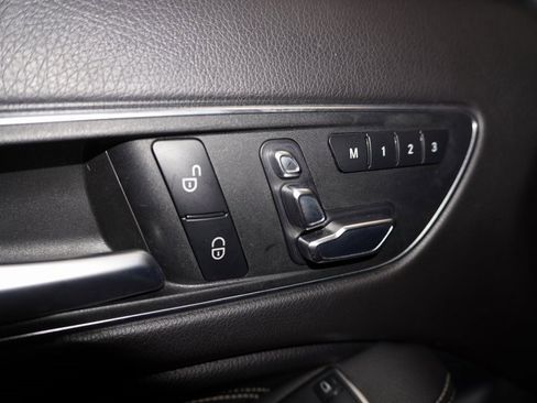 Used 2018 Mercedes-Benz GLA 250 image 13