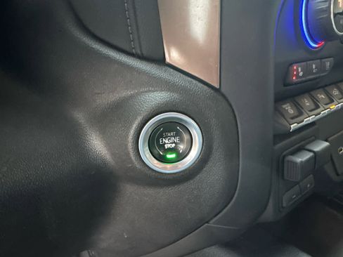 Used 2022 Chevrolet Silverado 3500 High Country w/ Technology Package image 22