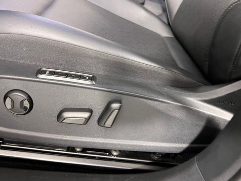 Used 2022 Volkswagen ID.4 Pro S w/ Gradient Package image 21