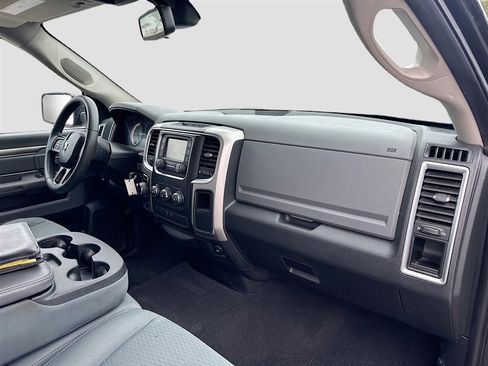 Used 2016 RAM 1500 Classic SLT image 24