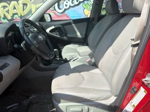 Used 2006 Toyota RAV4 Limited AWD/4WD image 14