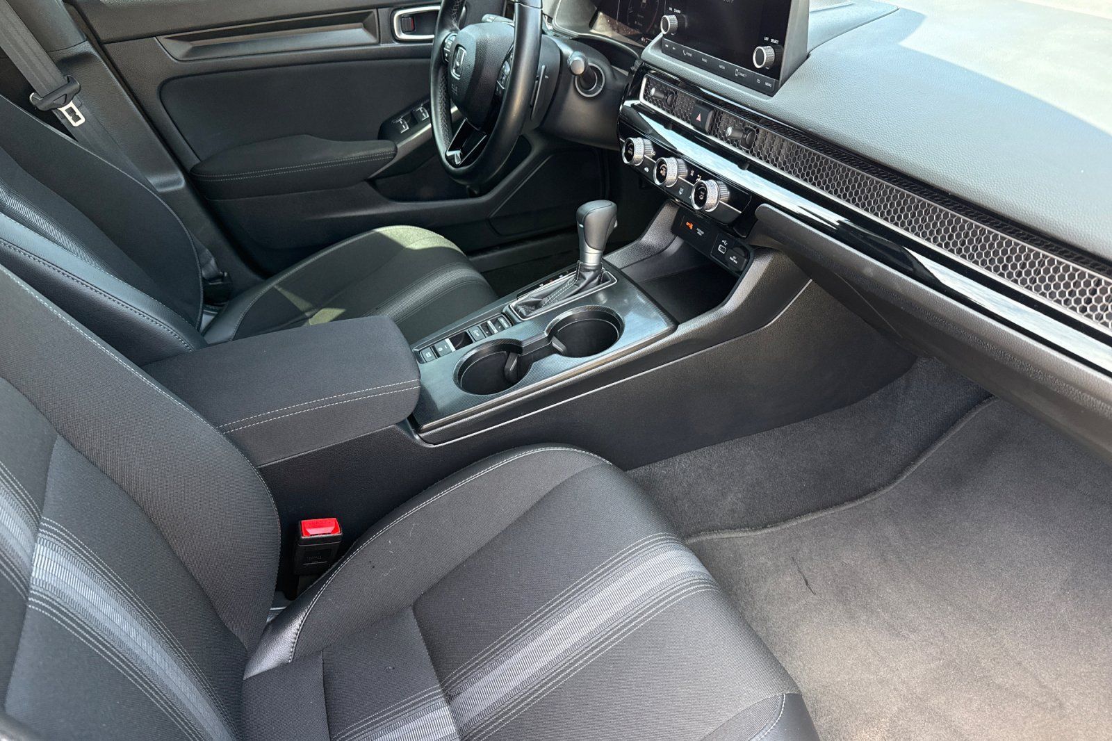 Used 2024 Honda Civic Sport image 15