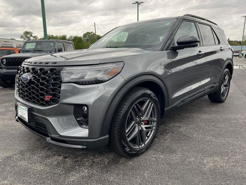 New 2026 Ford Explorer ST AWD/4WD image 12