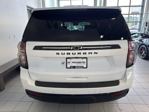 Certified 2024 Chevrolet Suburban Z71 w/ Luxury Package AWD/4WD image 50