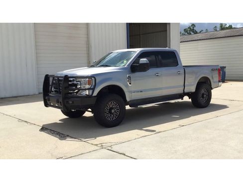 Used 2021 Ford F250 Lariat w/ Lariat Value Package image 4