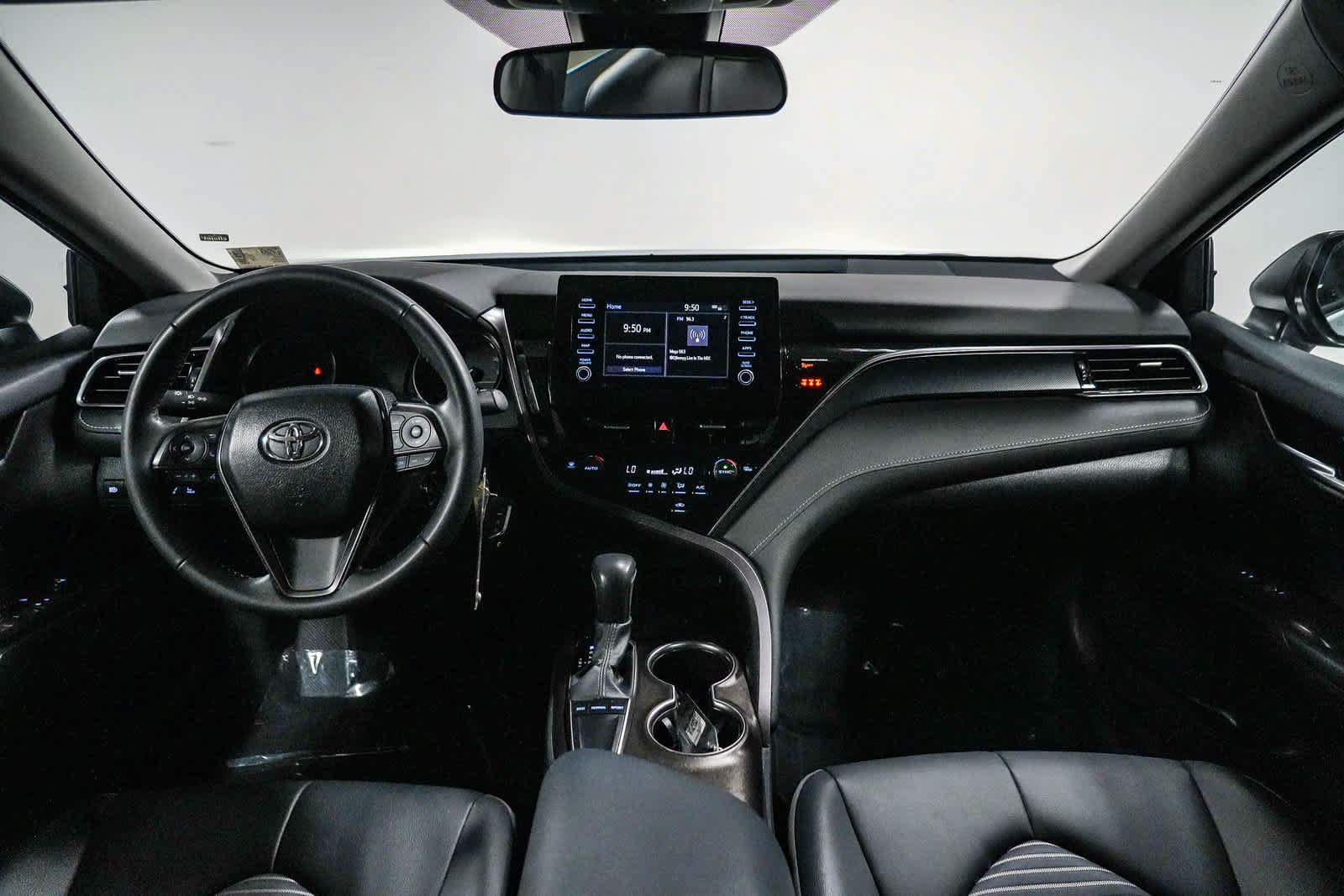 Certified 2024 Toyota Camry SE FWD image 12